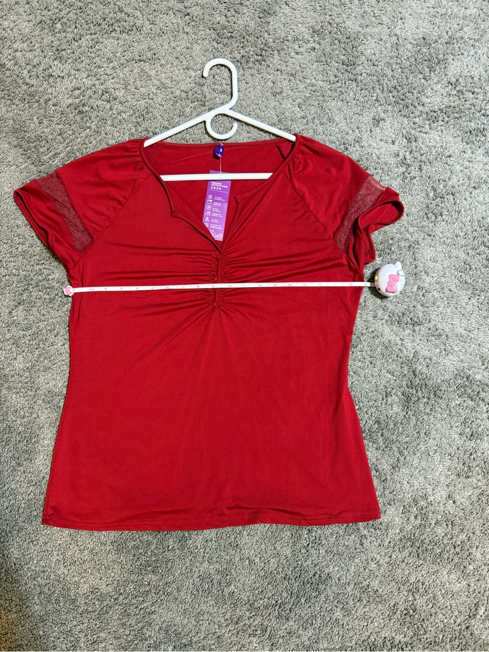 $6 Women’s Red Ruched V-Neck Short Sleeve Top $6 WHEN BUNDLED WITH 3 OR MORE ITE - Picture 3 of 10